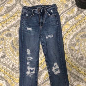 American Eagle Next Level Stretch Short Jeans, size 2